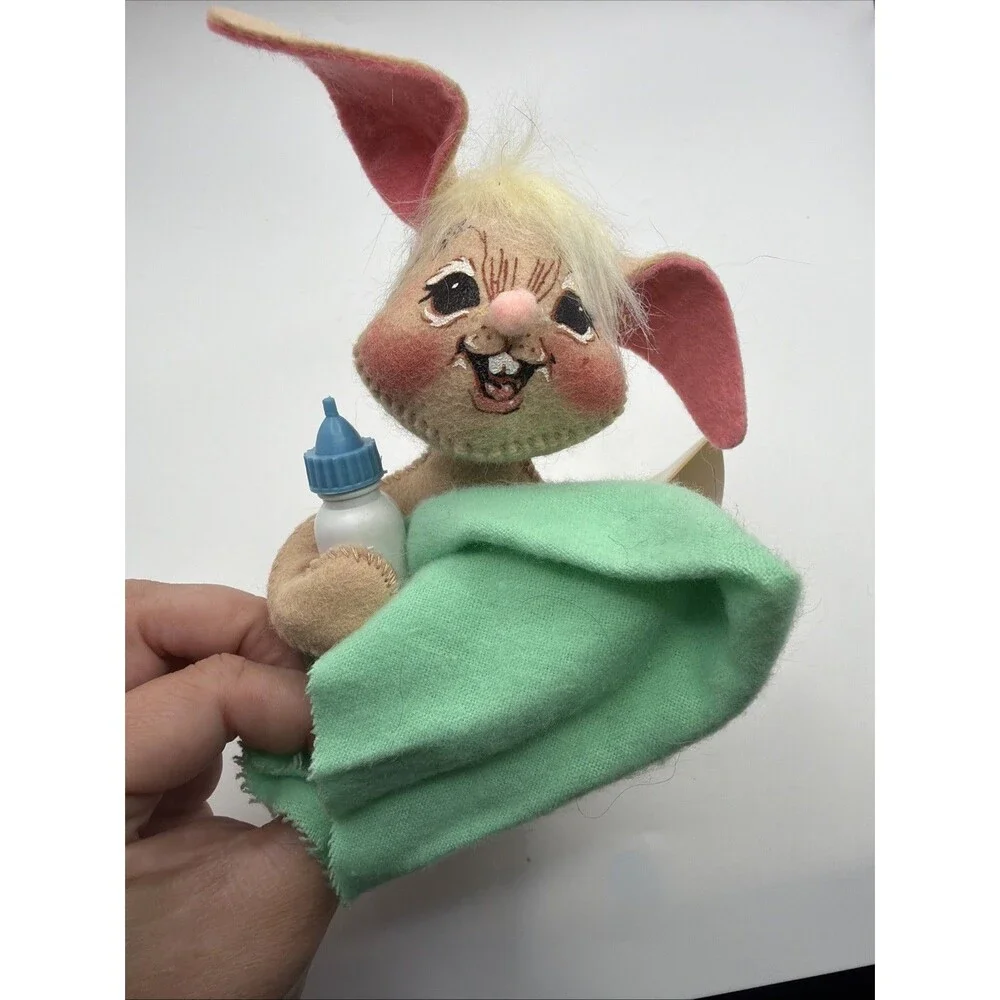 1994 Annalee Baby Boy Bunny Rabbit Green Blanket & Blue Bottle & Pompom Tail NWT